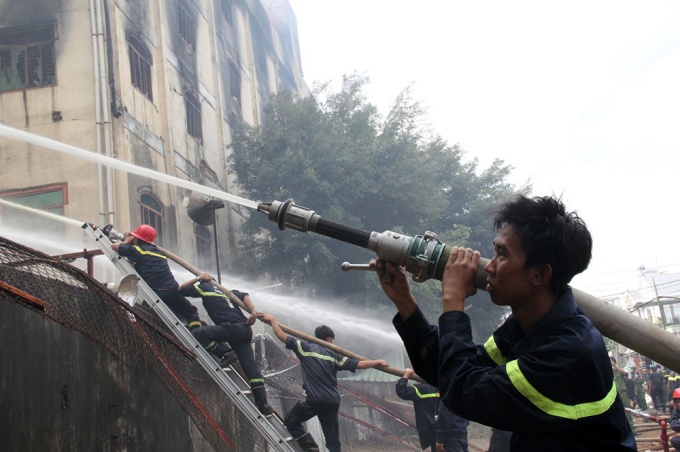 phạt tiền trốn bảo hiểm cháy nổ bắt buộc