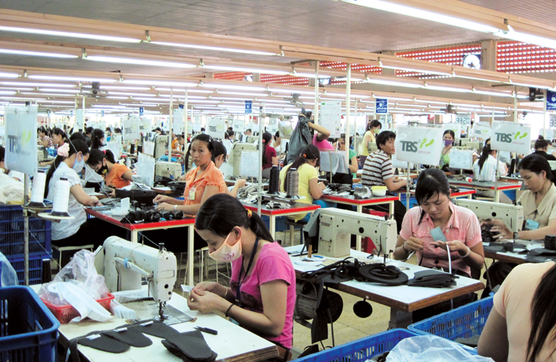 mua bảo hiểm tai nạn cho công nhân