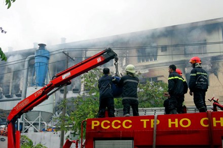 Bán bảo hiểm cháy nổ bắt buộc