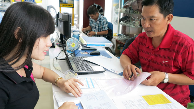 bảo hiểm vật chất ô tô đấu trường khốc liệt