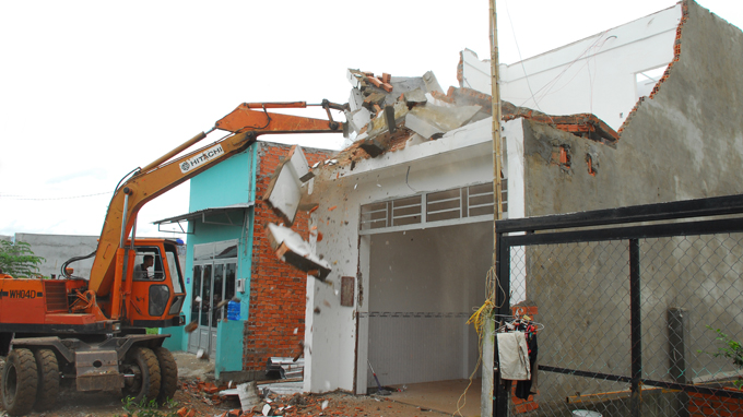 Tháo dỡ nhà xây không phép