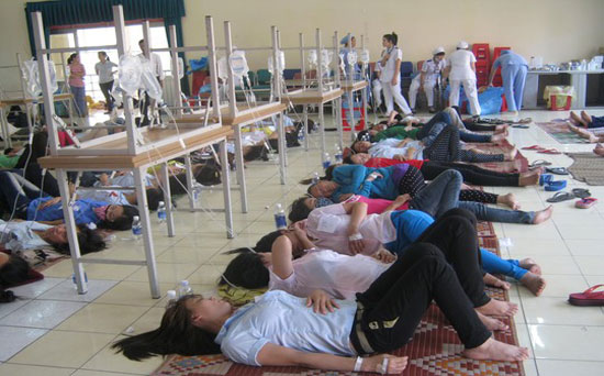 Mua bảo hiểm suất ăn