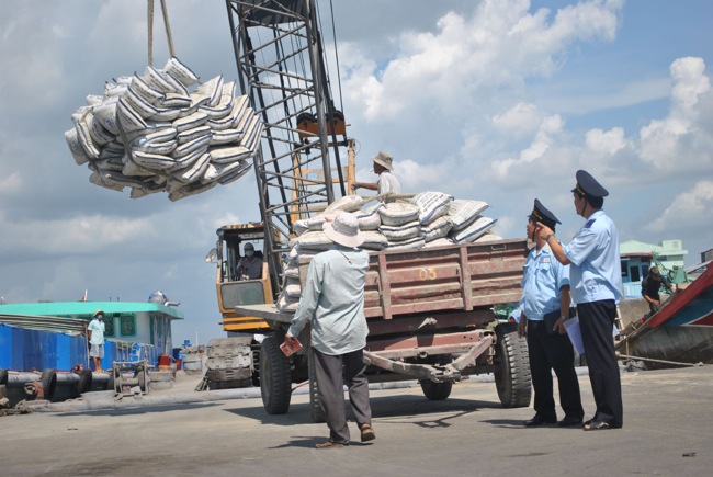 Mua bảo hiểm hàng hóa vận chuyển