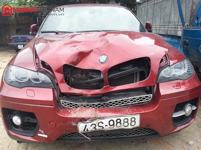 Bảo hiểm ô tô 2 chiều là gì